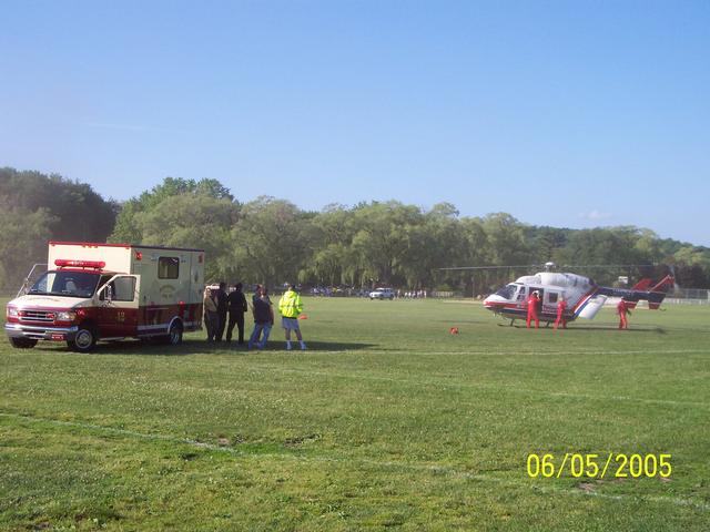MKVAC on scene for a tranfer from NWH to WMC via Statflight