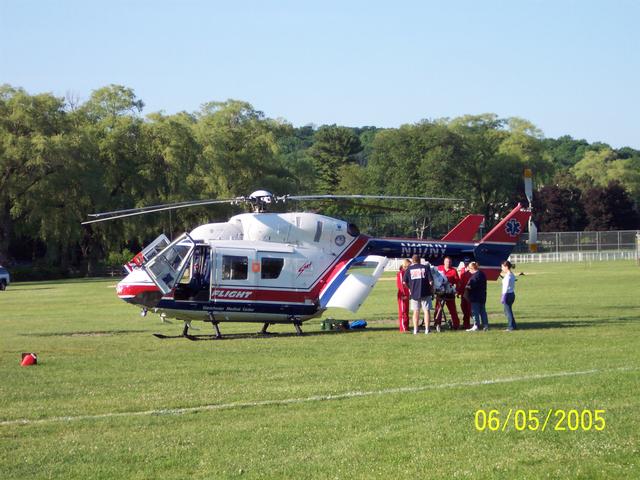 MKVAC on scene for a tranfer from NWH to WMC via Statflight